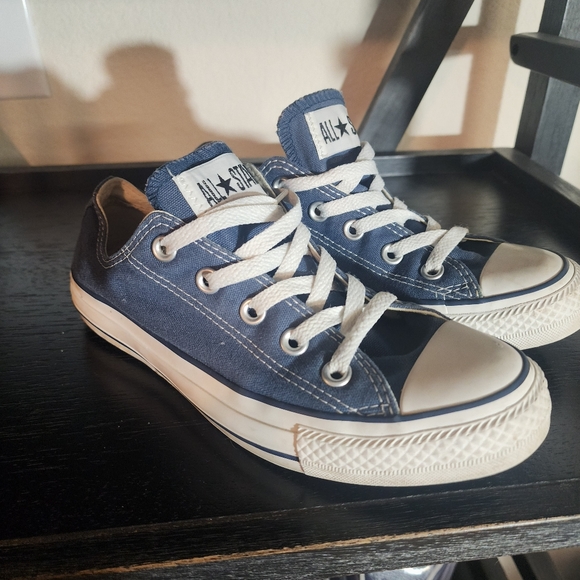 Converse all star size 4 - Picture 3 of 6